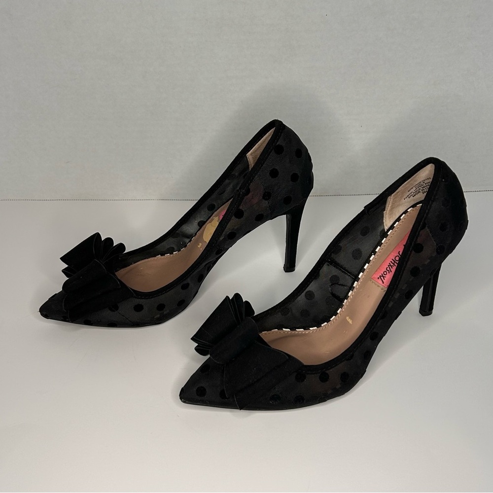 Betsey Johnson Black Polka Dot Heels - Picture 3 of 10